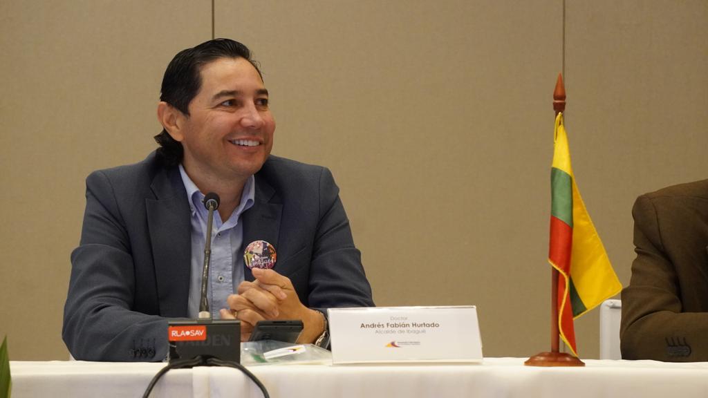 Me identiFico: Moe denuncia que alcalde de Ibagué habría participado en política