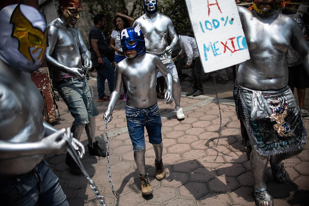 Las calles de San Nicolás de los Ranchos se llenaron de color en la fiesta de los hombres sin ropa