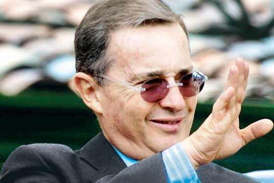 Expresidente Uribe podría ser asesor de Rupert Murdoch