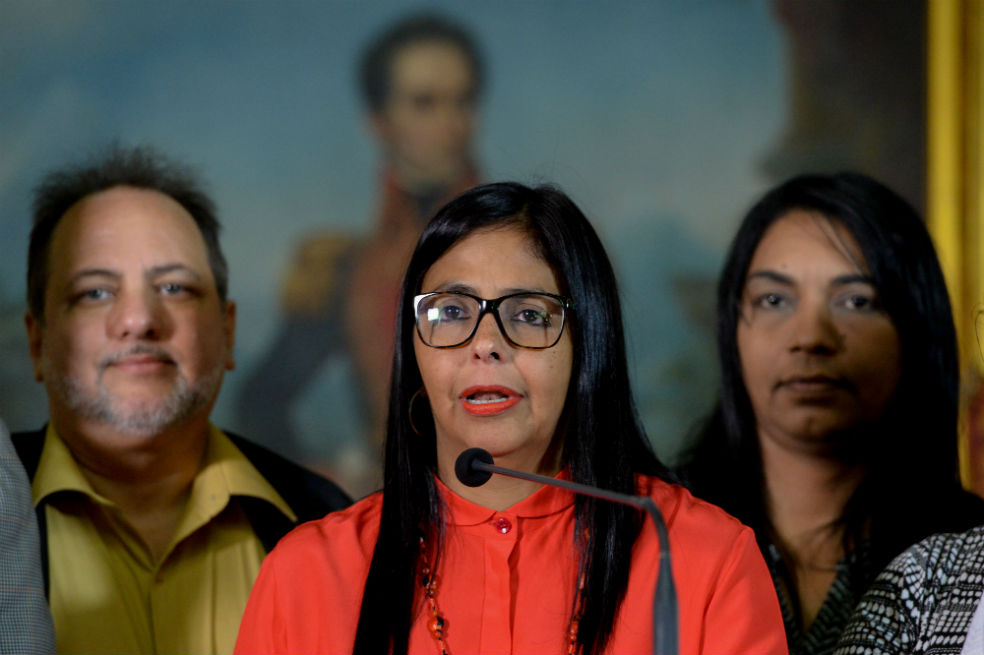 Vicepresidenta de Venezuela culpa a ríos colombianos de inundaciones en su país