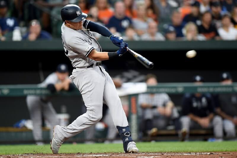 Giovanni Urshela la saca del estadio con los Yanquis de Nueva York