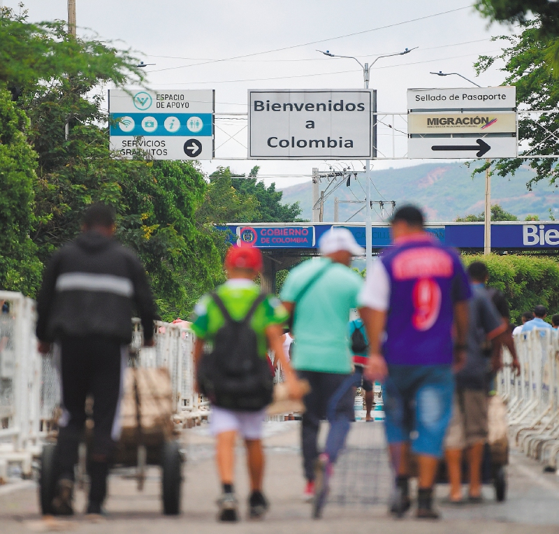 A sumar esfuerzos como país para atender a la población migrante con VIH