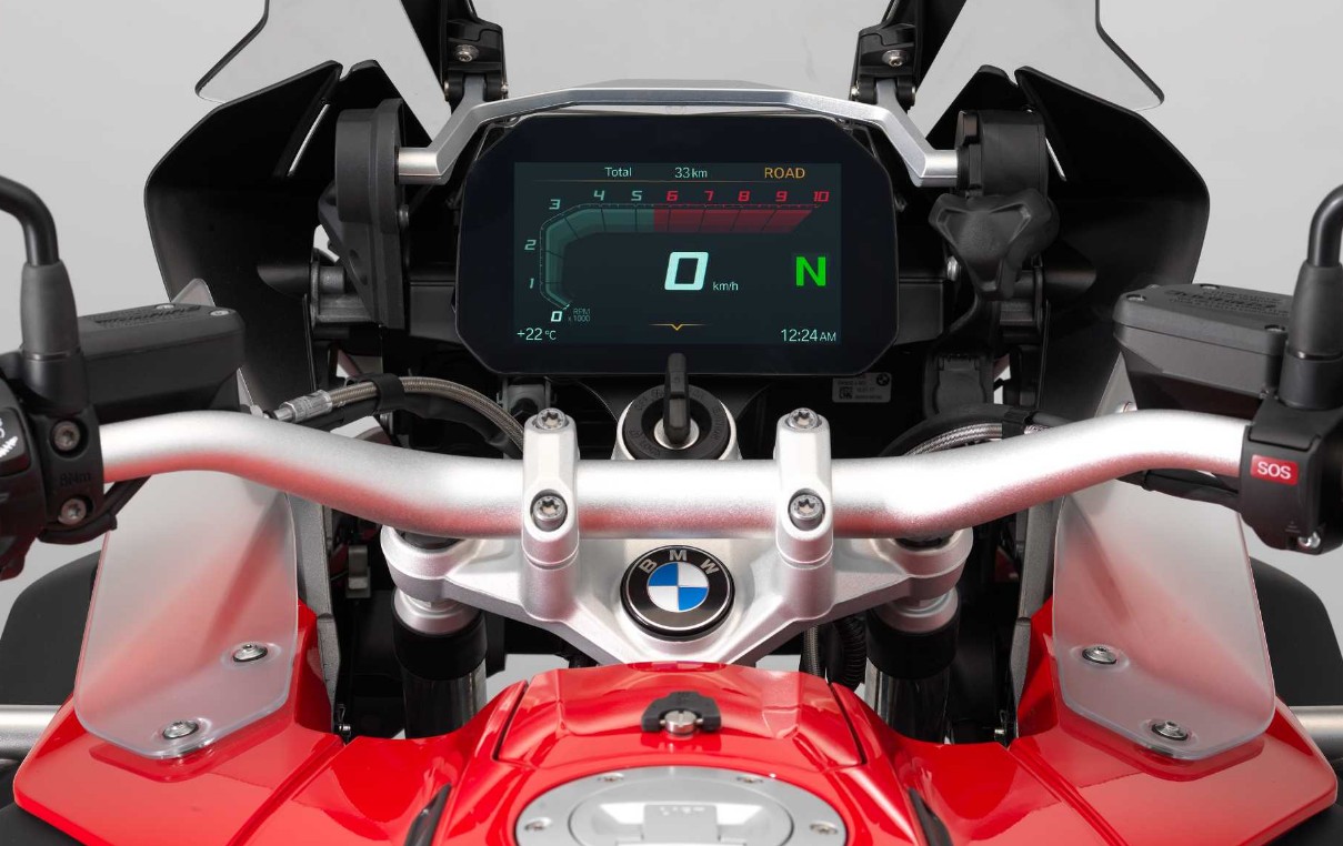¿Vale la pena una pantalla TFT en motos? Ventajas y desventajas