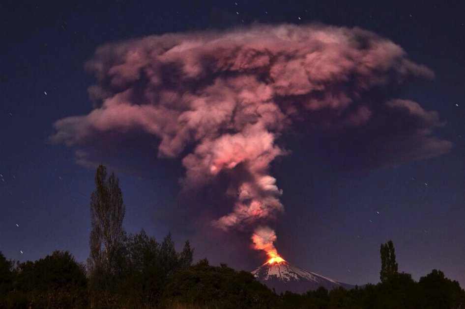 Volcán Villarrica de Chile puede volver a hacer erupción