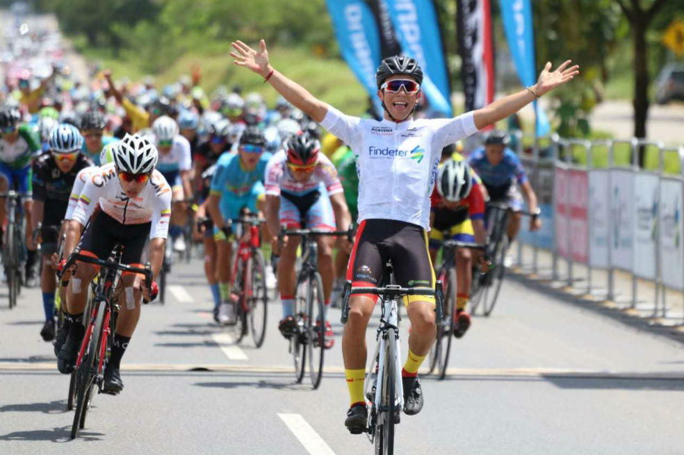 Nicolás Gómez ganó la segunda etapa de la Vuelta al Porvenir