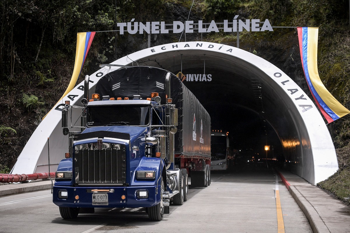 Inauguran el túnel de La Línea, tras 11 años de construcción