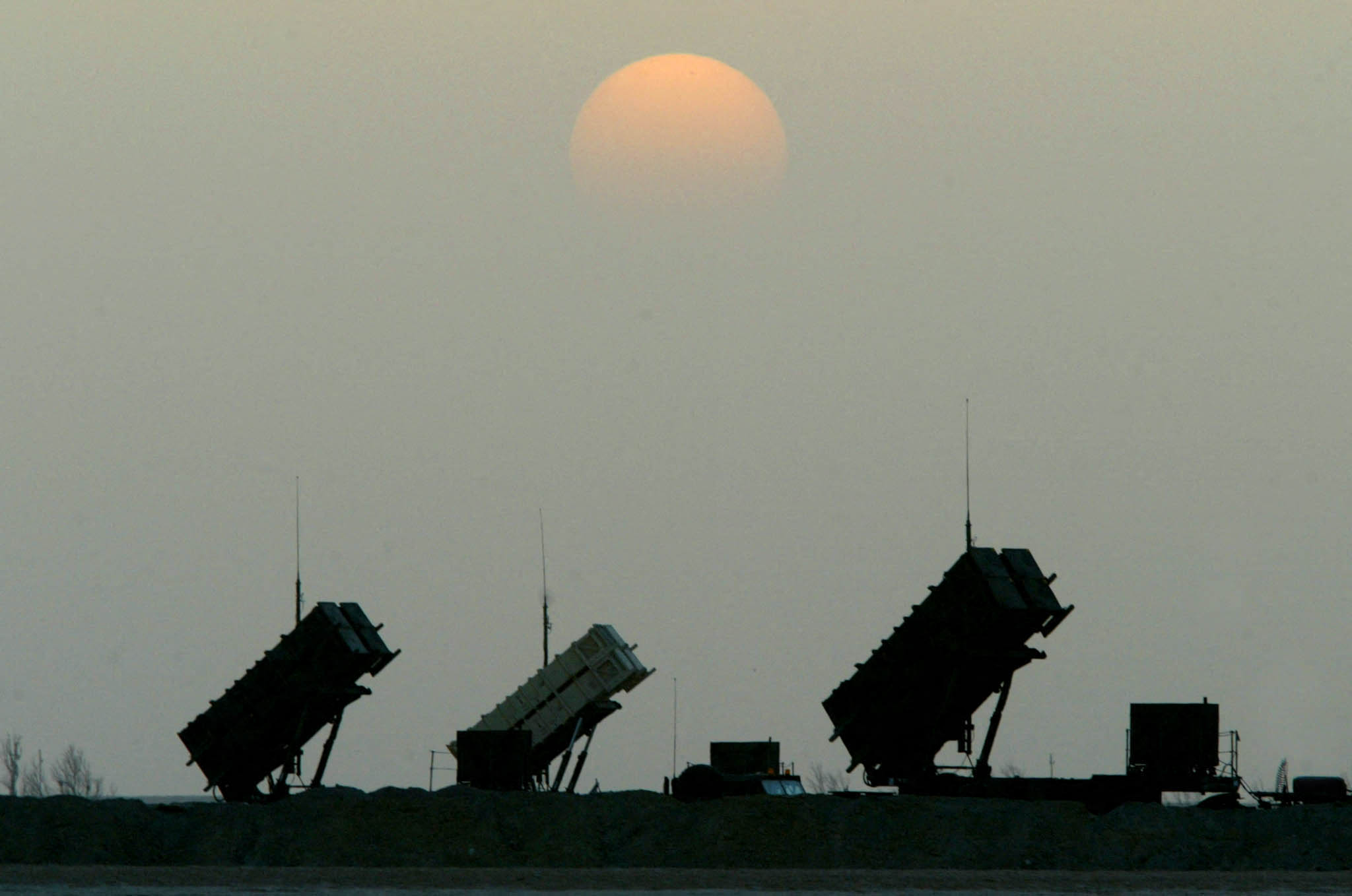 ¿En qué consiste el sistema de defensa aérea Patriot que EE. UU. dará a Ucrania?