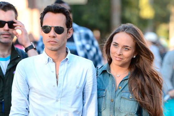 Marc Anthony, feliz con su novia de 22 años