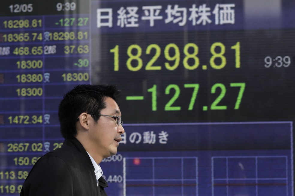 Bolsas asiáticas se desploman por nuevos aranceles de EE.UU. a China