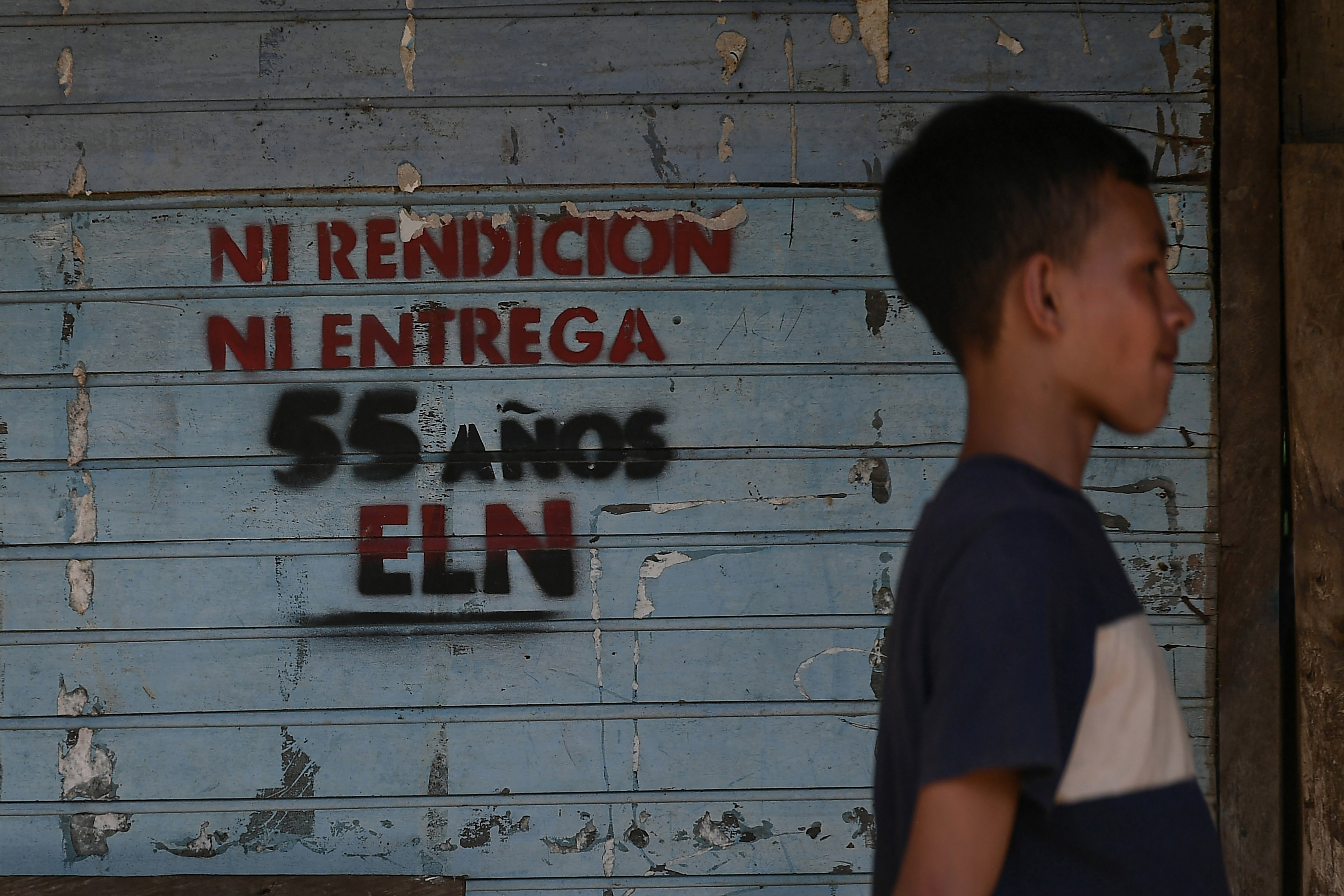 Eln opera en conjunto con militares venezolanos en la frontera, denuncia informe