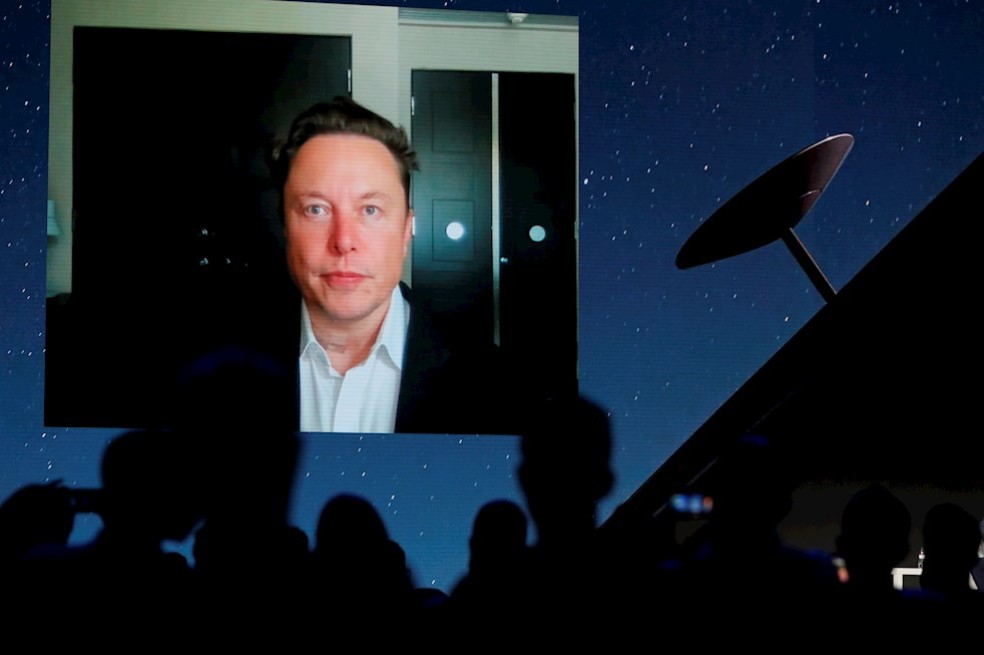 Quién es Josh Sweeney, el jóven de 19 años que rastrea el avión de Elon Musk
