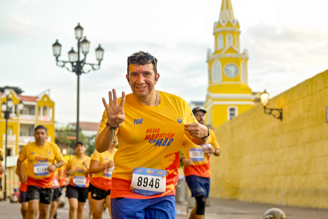 Correr sobre la historia: La Media Maratón del Mar redefine el concepto de ruta escénica