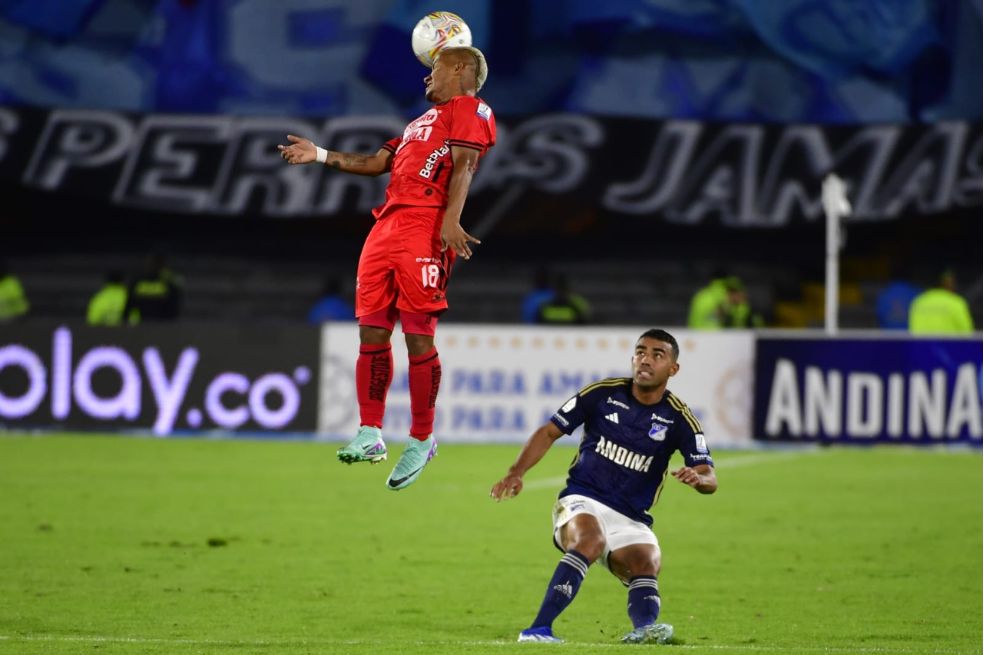 El partido se jugó en El Campín, ante el lleno total del estadio.
