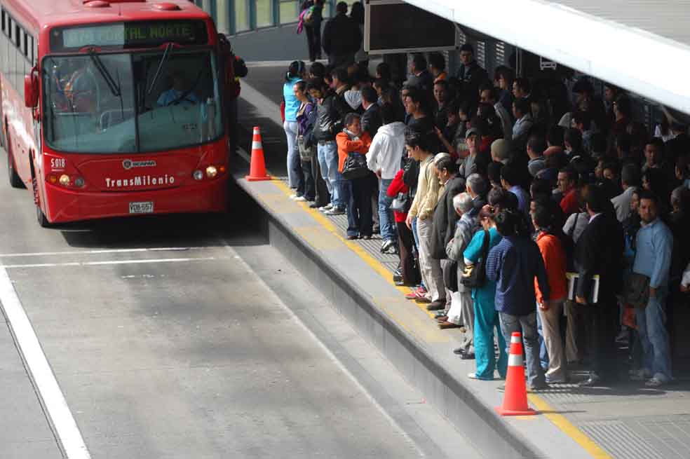 Asientos de Transmilenio serán reservados para las mujeres