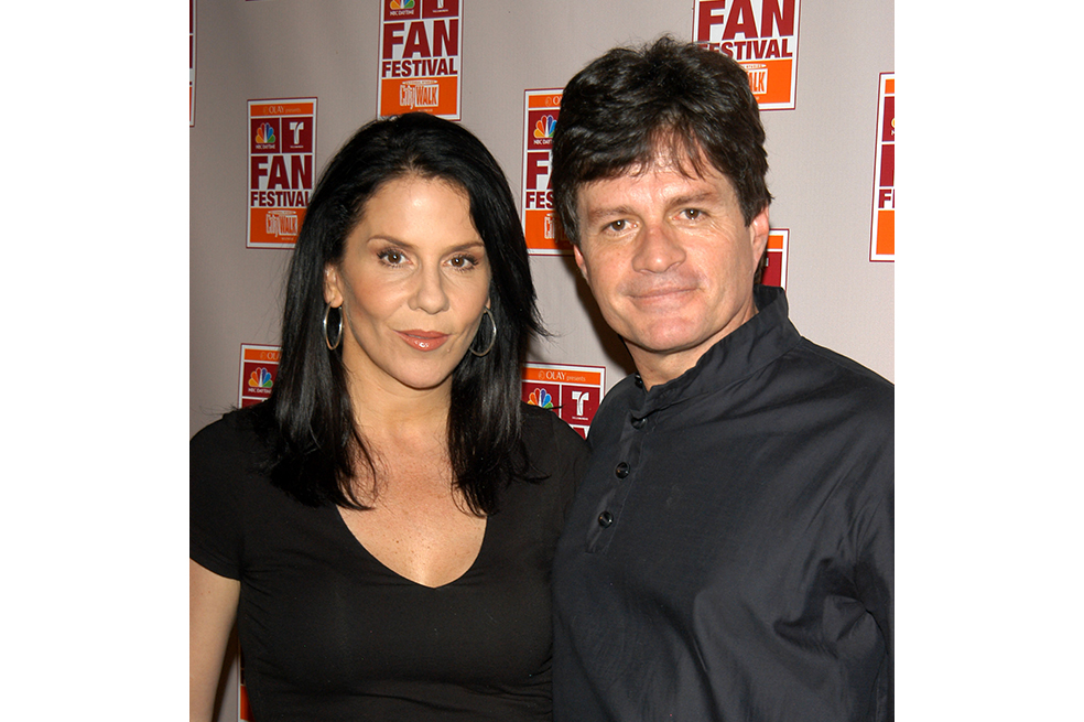 Rebecca Jones y Alejandro Camacho