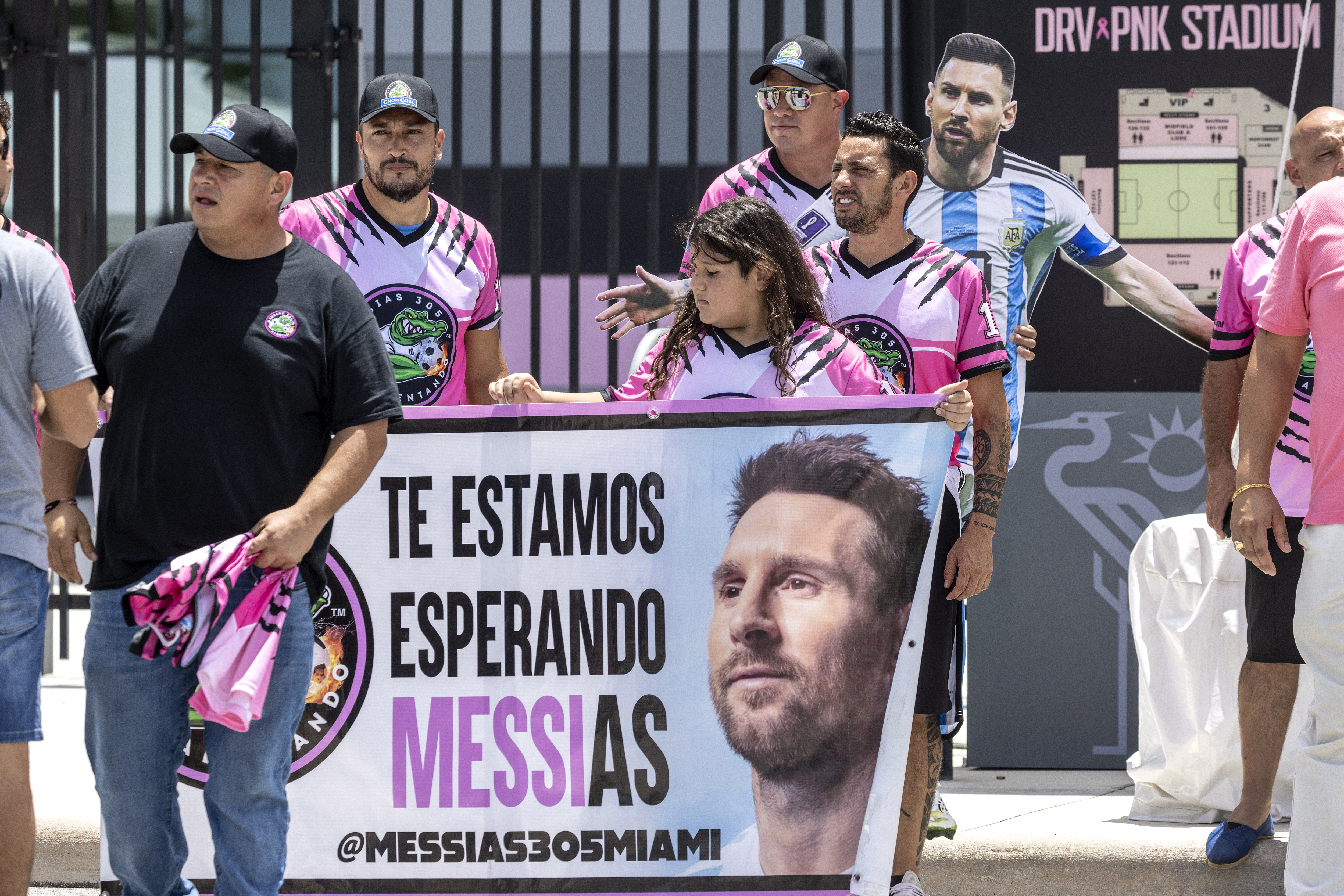 Shakira, Maluma y más famosos que estarían en la presentación de Messi en Miami