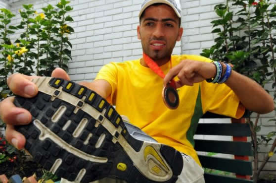 El atleta colombiano Elkin Serna ganó medalla de plata en Paralímpicos