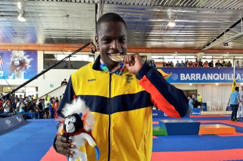 El karateca Carlos Sinisterra le dio un nuevo oro a Colombia