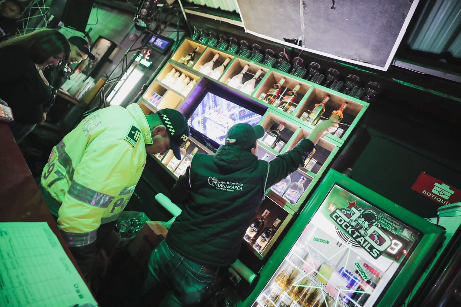 Operativo en Suba dejó la suspensión de 10 negocios y la incautación de 500 cervezas
