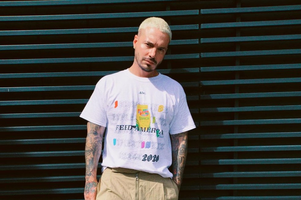 J Balvin muestra lado no visto y envía mensaje a la madre de su hijo