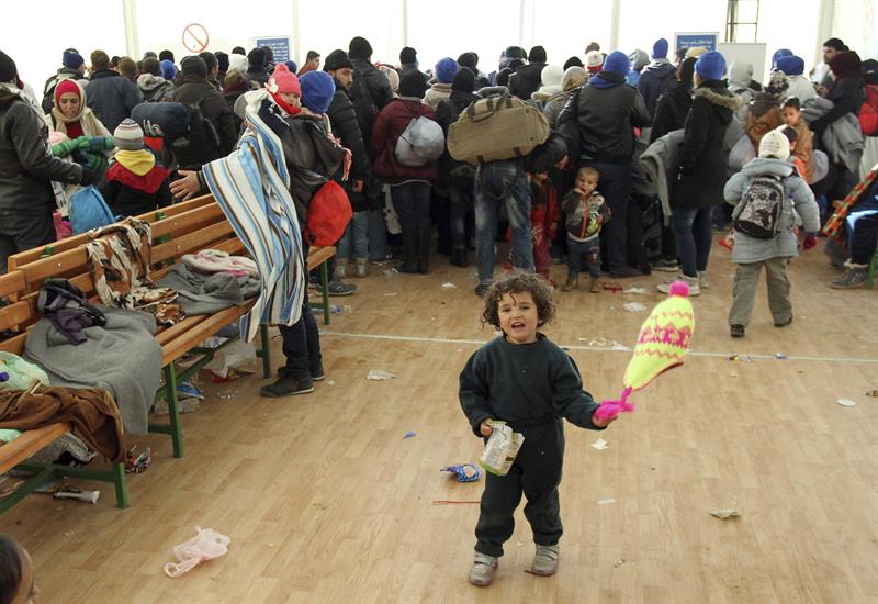 Canadá no podrá cumplir su objetivo de aceptar 10.000 refugiados este año