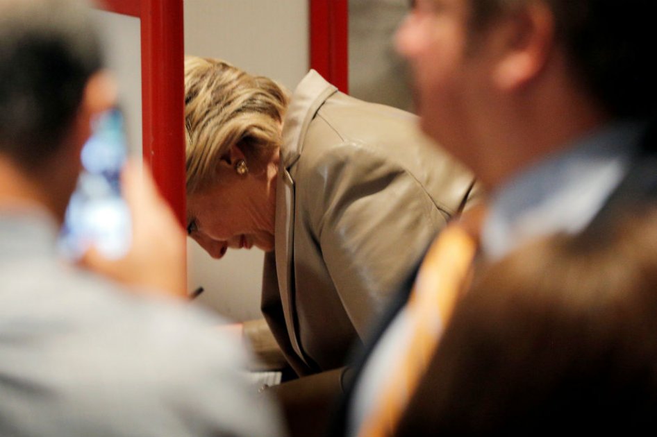 Hillary Clinton votó: de ganar, sería la primera mujer en ocupar Presidencia de EE.UU.