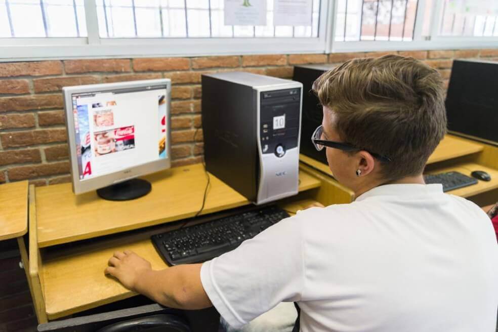 Profesores en Bucaramanga entran en paro virtual porque no les han pagado sus sueldos