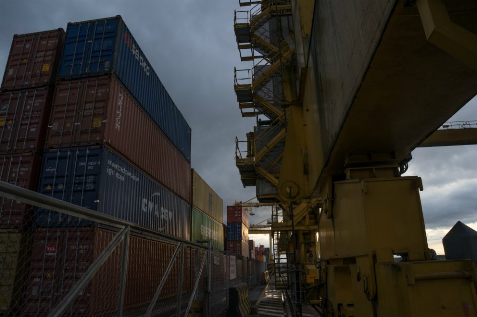 En los tres primeros del año el déficit comercial alcanzó los US$3.608 millones. /Bloomberg.