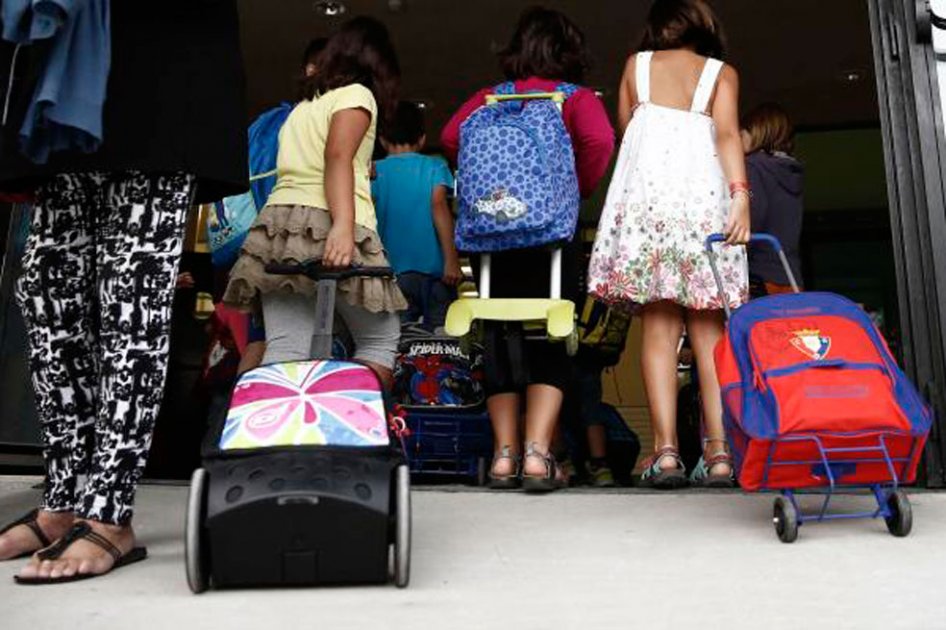Niñas que van a colegios sufren ataques en al menos 70 países: ONU