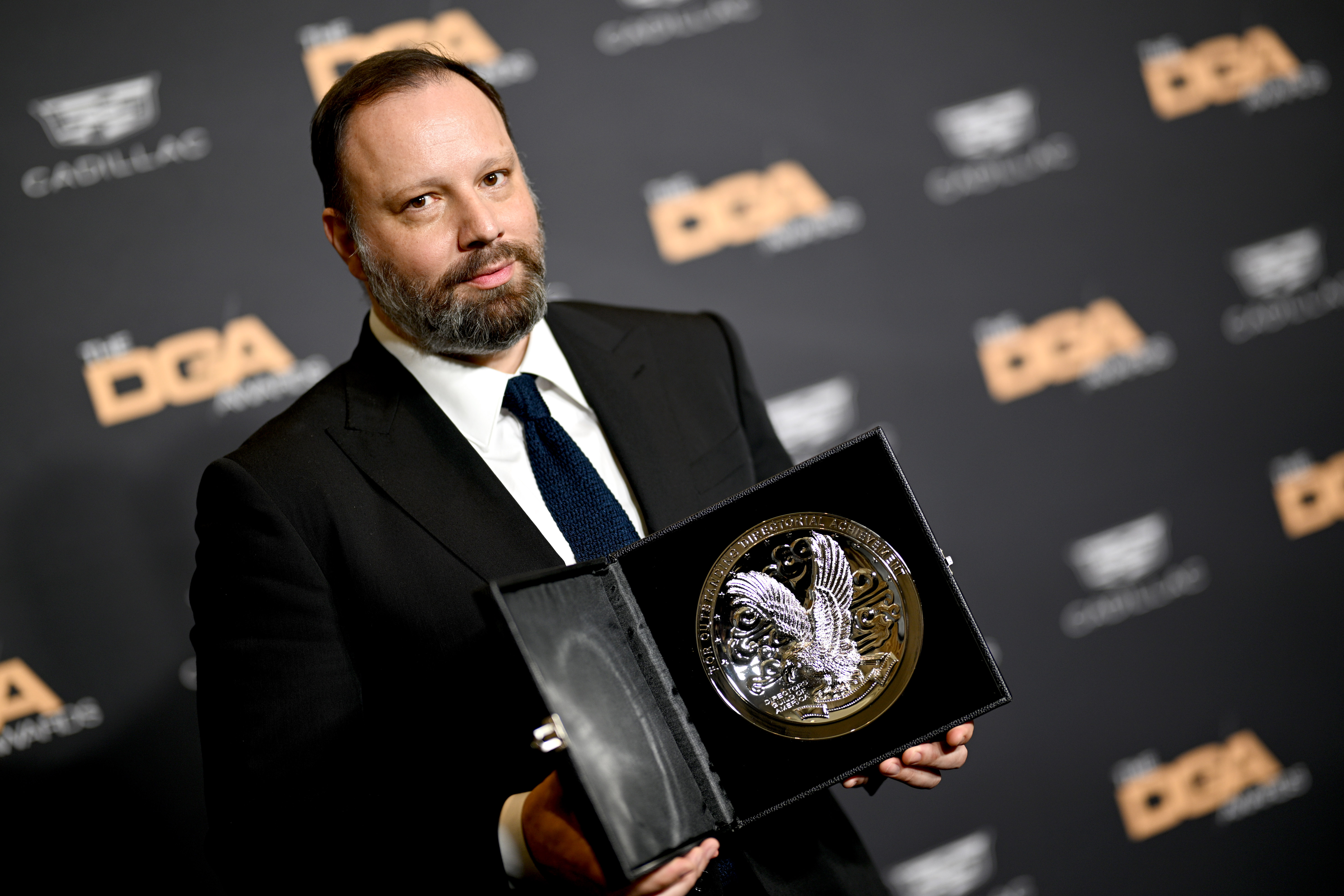 El director de “Pobres criaturas” ya prepara sus próximas dos películas
