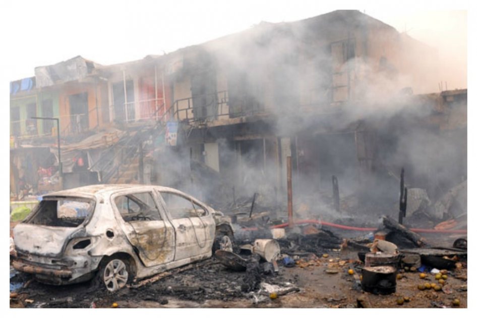 Atentado en Nigeria deja 32 muertos y 80 heridos