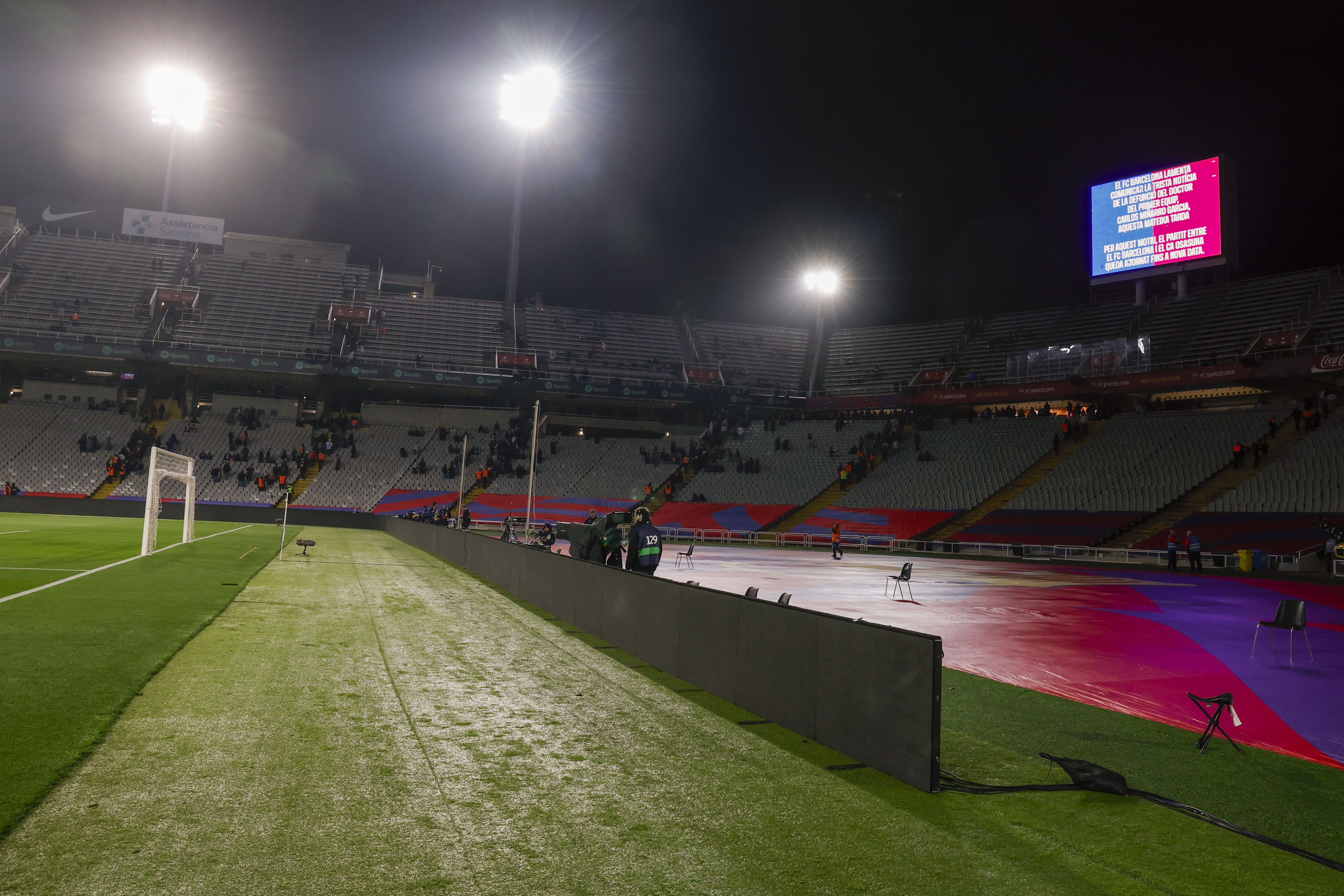 Muerte de miembro de Barcelona conmociona al fútbol: suspenden partido con Osasuna