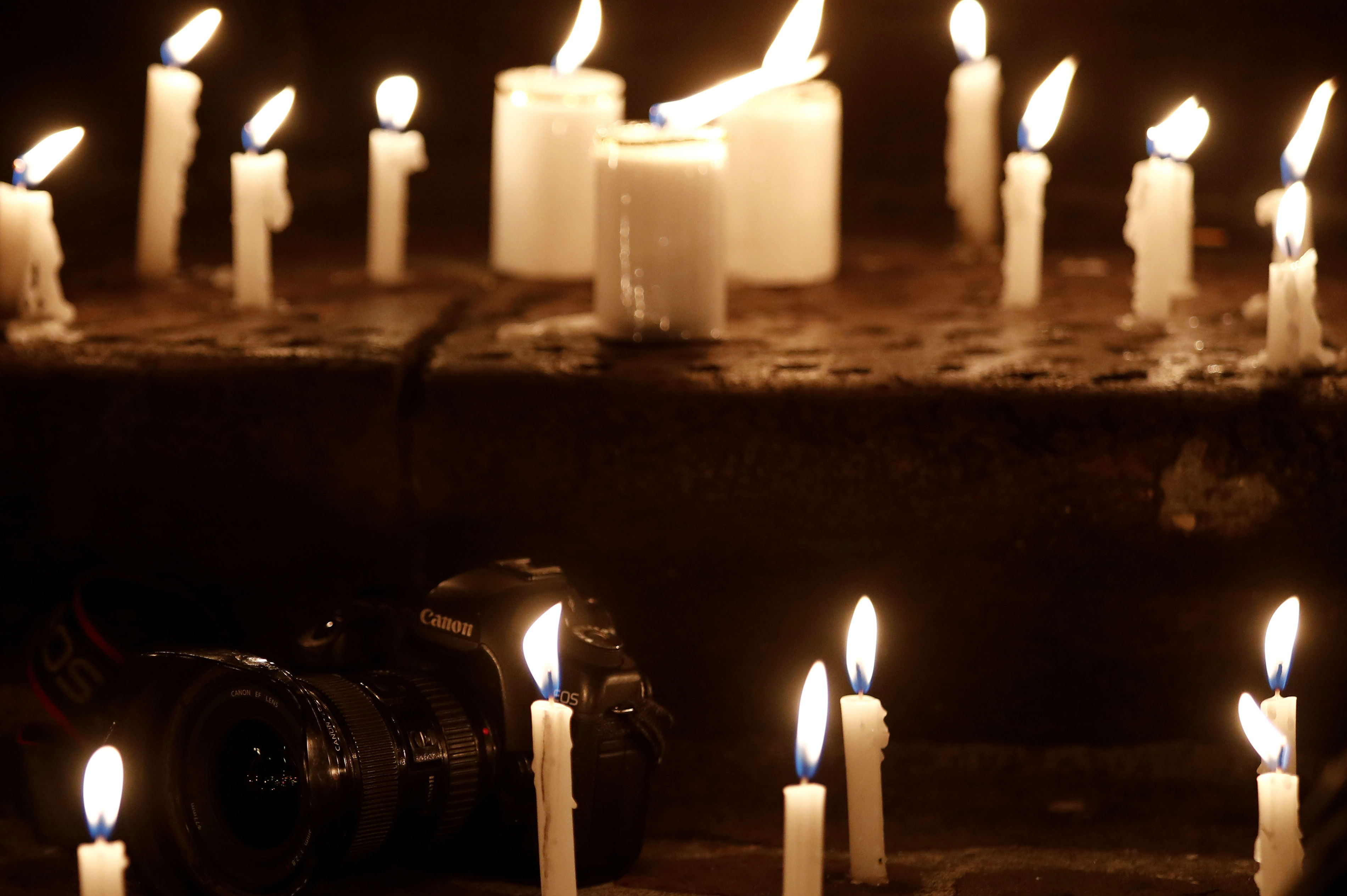En fotos: el periodismo está de luto en Ecuador y Colombia