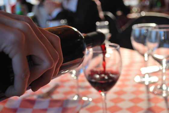 Beber vino permite la producción de espermatozoides más fuertes