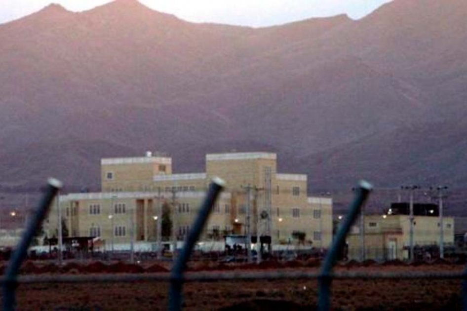 EE.UU. diseña bomba capaz de destruir central nuclear en Irán
