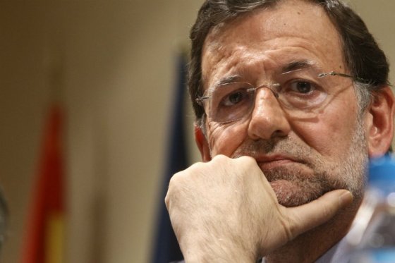 Rajoy admite equivocaciones pero rechaza señalamientos de corrupción