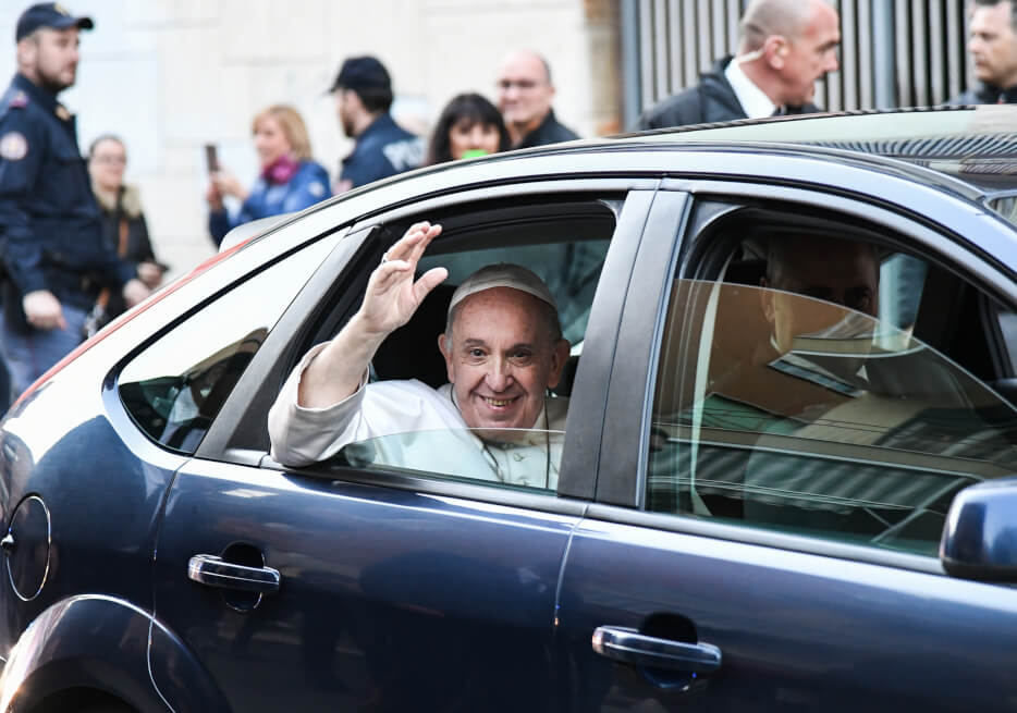 Papa se lleva a un retiro espiritual a las partes rivales de la guerra en Sudán del Sur