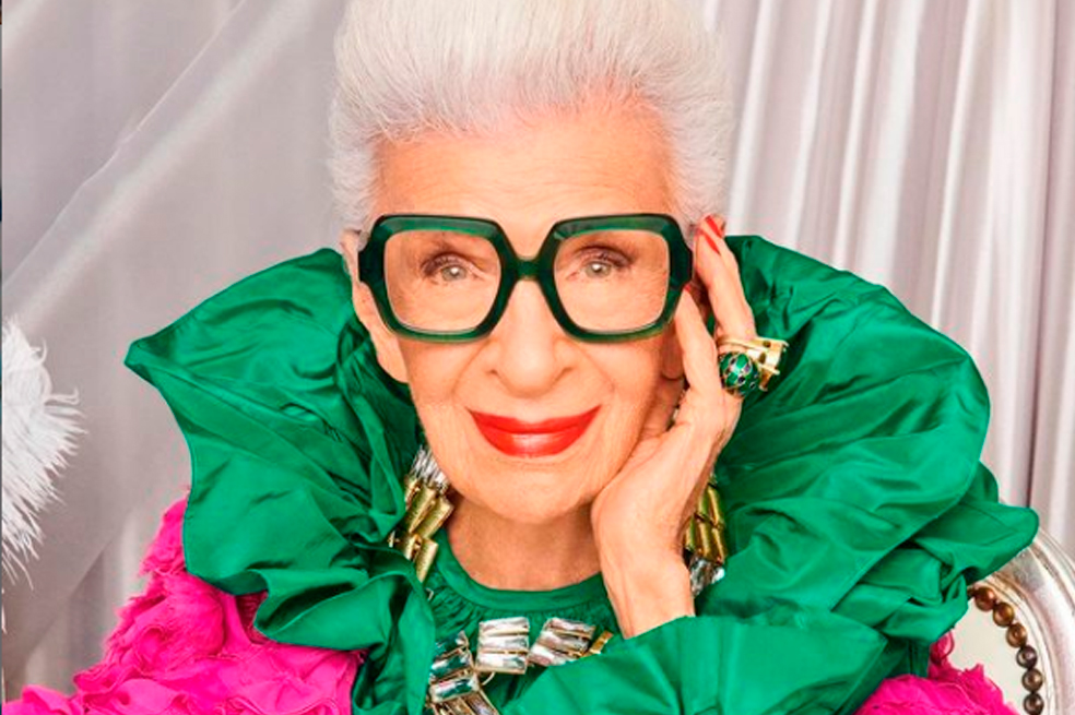 ¿Quién fue Iris Apfel, ícono de la moda que murió a los 102 años?