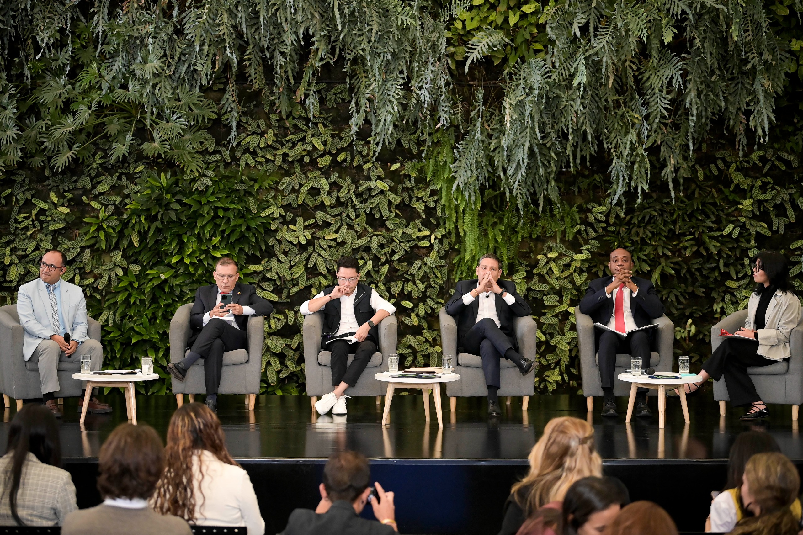 Así se vivió el foro presidencial “El futuro de la energía y de las regiones en Colombia”