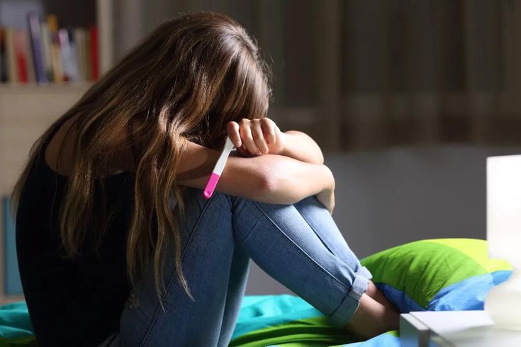 Muchas mujeres se preguntan si una prueba de embarazo puede decir que no están embarazadas cuando en realidad sí lo están.