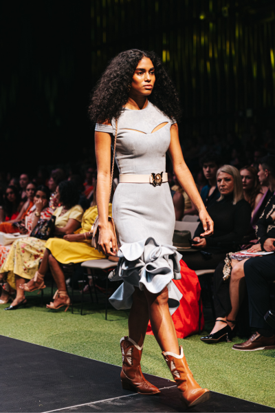 Mario Hernández inauguró el Santander Fashion Week con El Camino