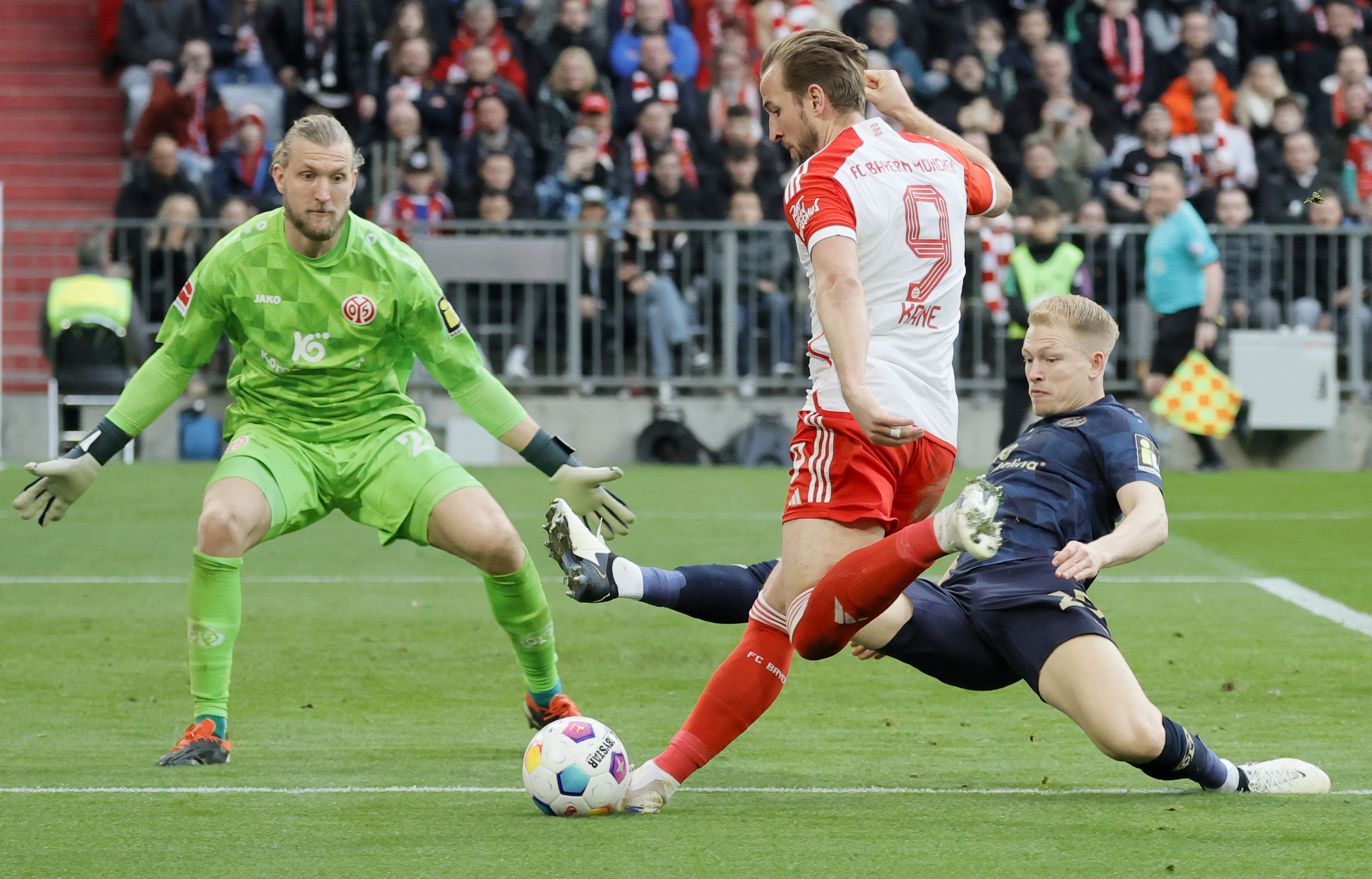 Bayern Múnich no se rinde en la Bundesliga: vea la sensacional goleada por 8-1