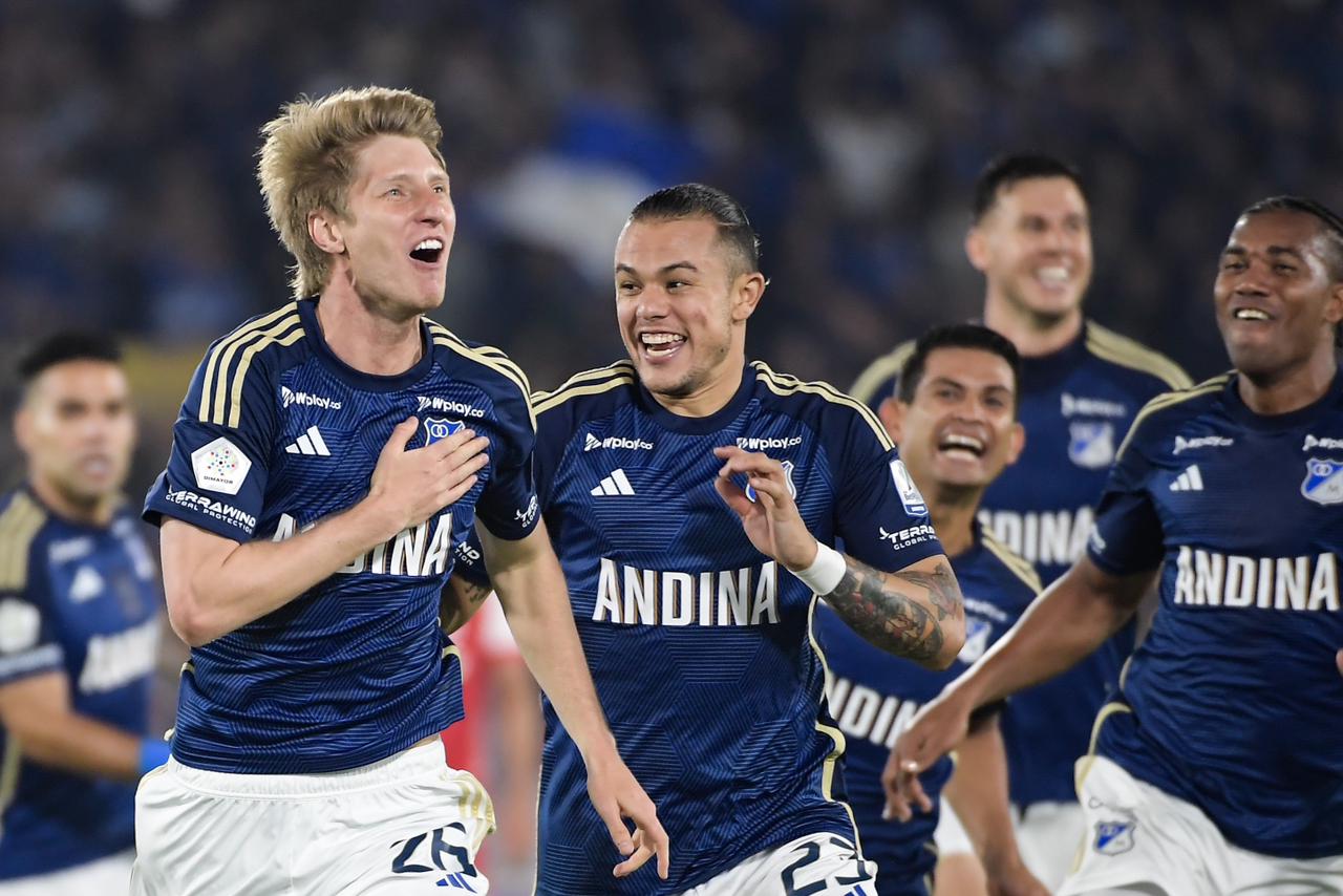 En principio se creyó que el gol de Millonarios fue obra de Andrés Llinás, quien fue la figura del primer tiempo de este clásico capitalino.