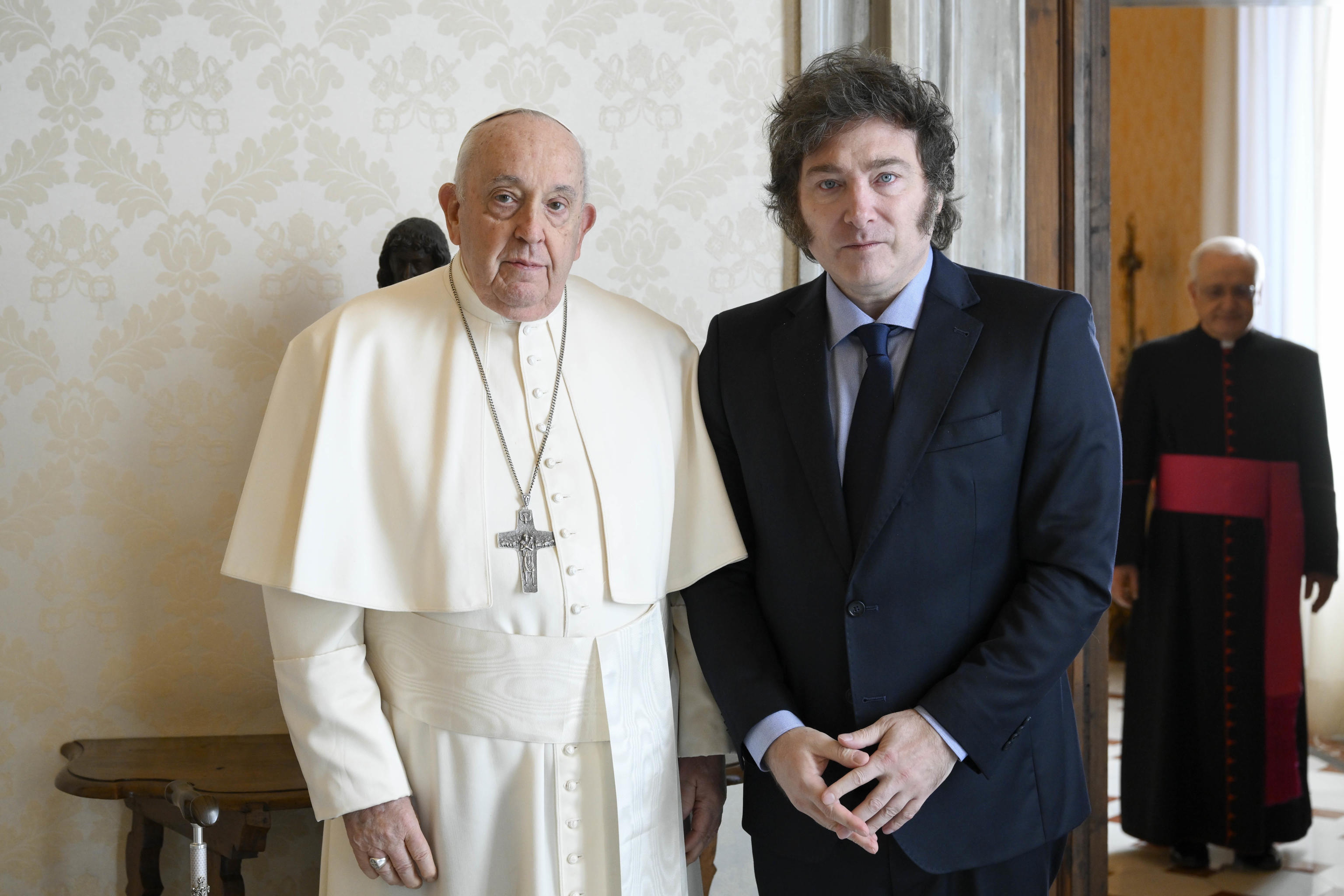 Primer encuentro del papa Francisco y Milei: la economía, entre los temas tratados