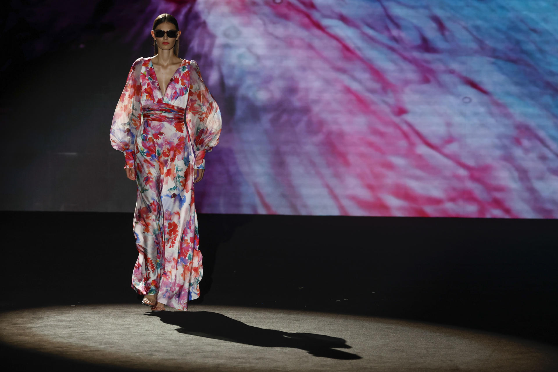 Grandes volúmenes, una de las tendencias de la Semana de la Moda de Madrid