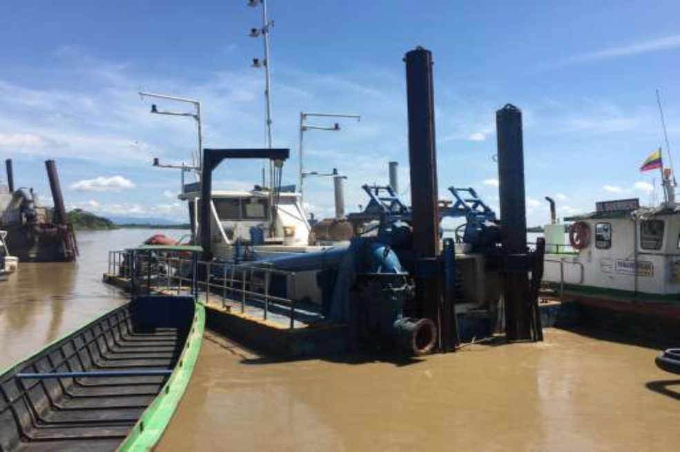 Cormagdalena mantendrá contrato de dragado en el acceso al puerto de Barranquilla