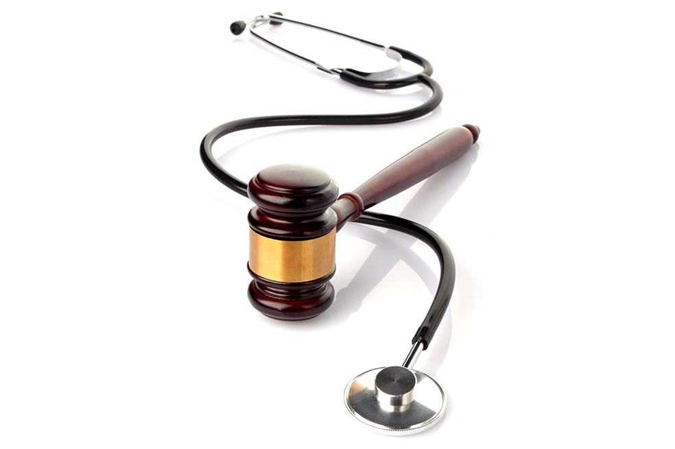 Jueces que desangraron el sistema de salud