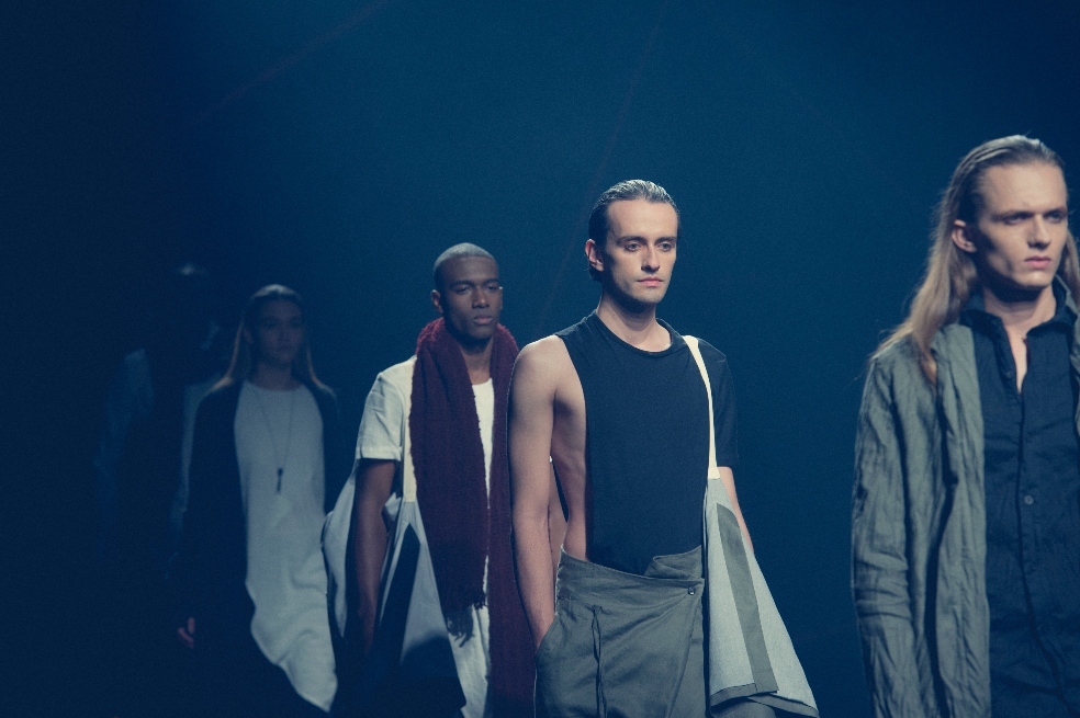 Diseñador colombiano fue premiado en Fashion Trust Arabia 2021