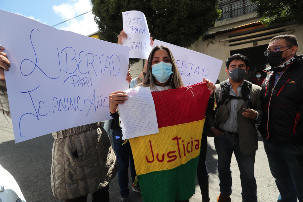 Bolivia: Fiscalía acusó a opositor y expresidenta de forzar salida de Evo Morales