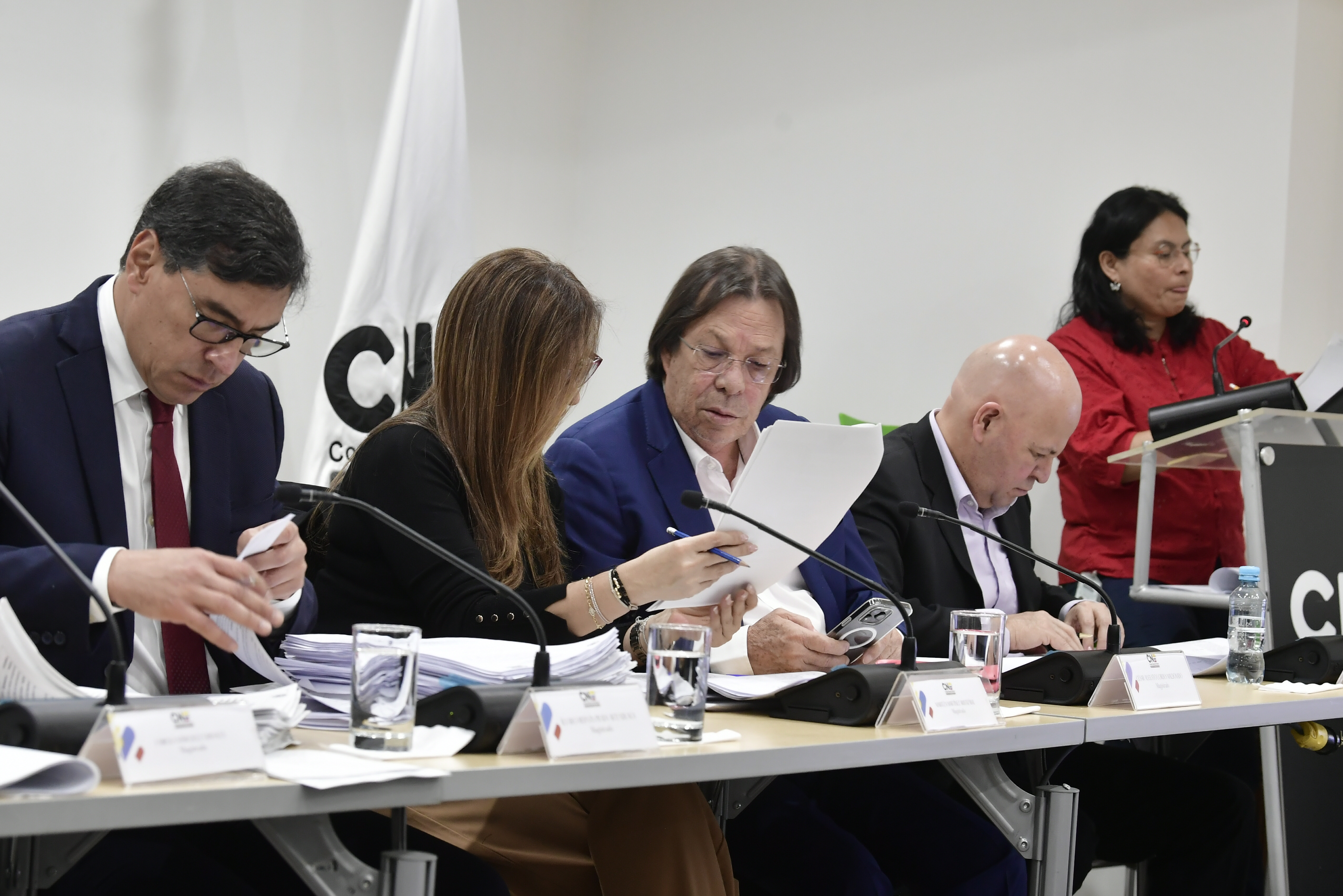 ¿Se vota expediente Petro? Así está el ambiente para la nueva sala del CNE